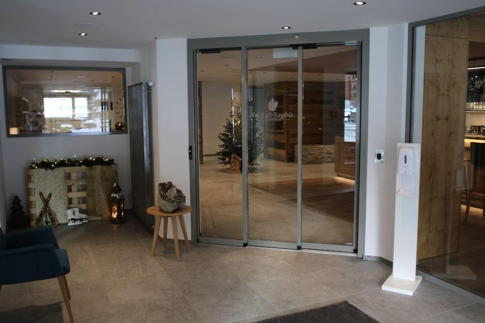Hotel Kristall Saas-Almagell ภายนอก รูปภาพ
